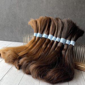 250g 12" Mid-Coloured, Wavy, Loose Hair Bundle